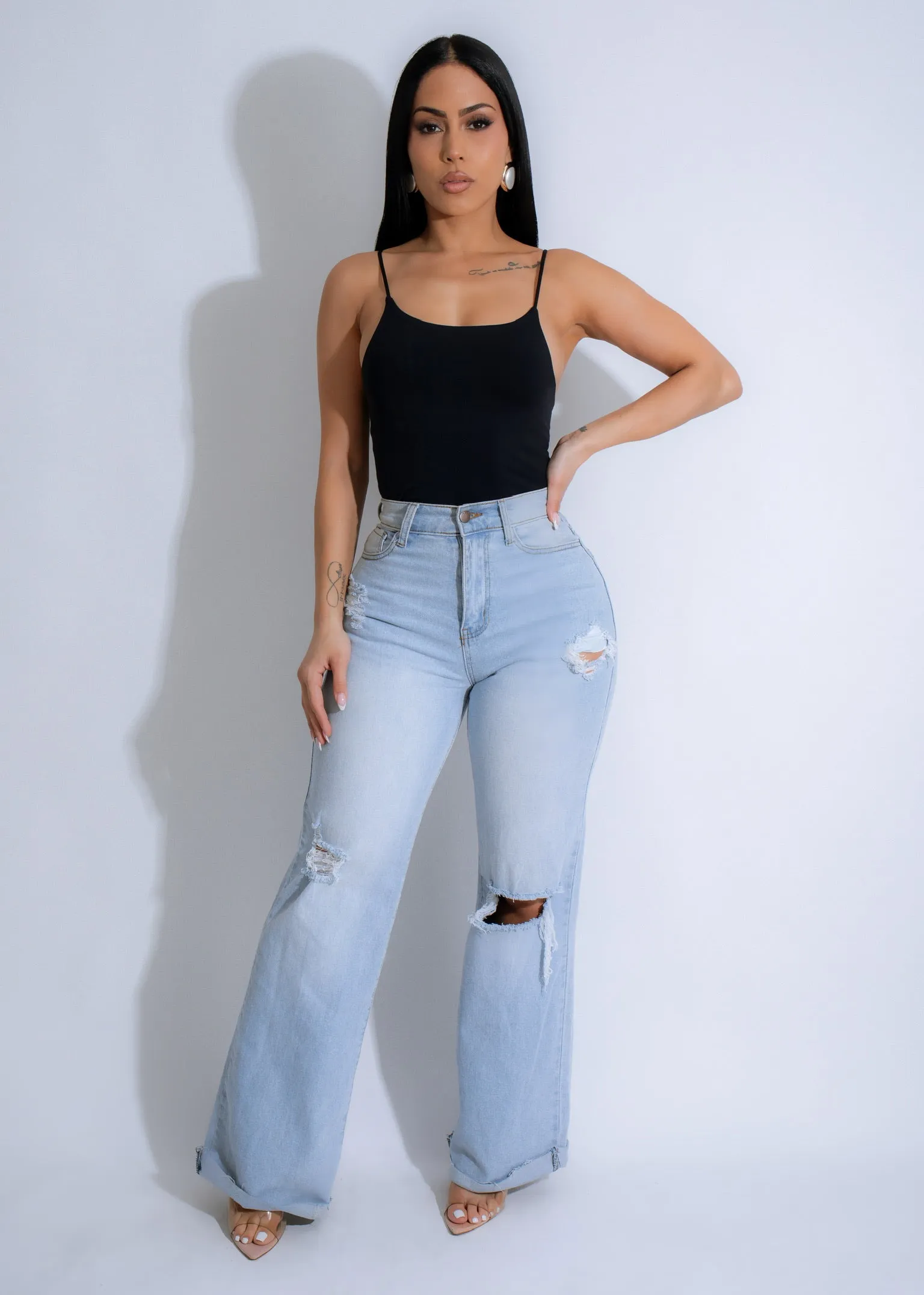 Simplicity Charm Crop Top Black