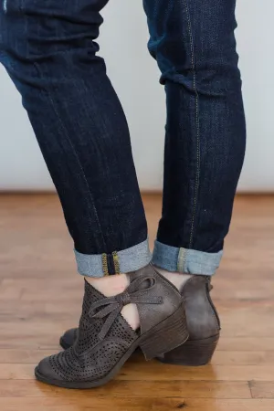 Very G Cici Booties - Taupe